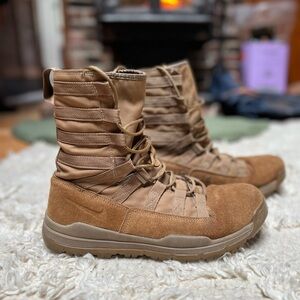 Nike Brown High-Top Boots